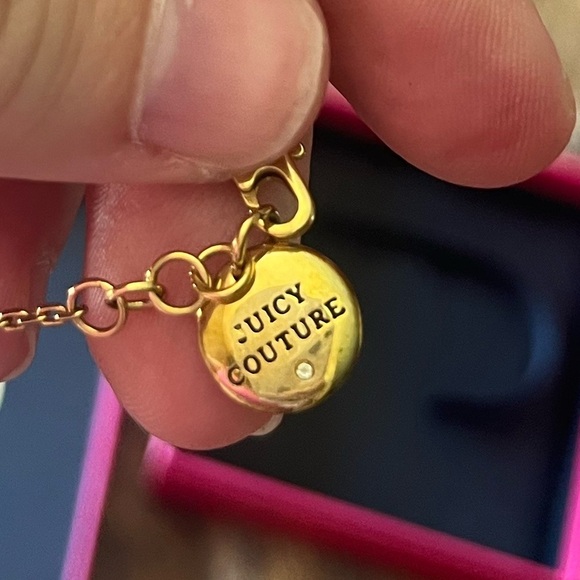 Juicy Couture gold plated rhinestone bow bracelet - Picture 7 of 7